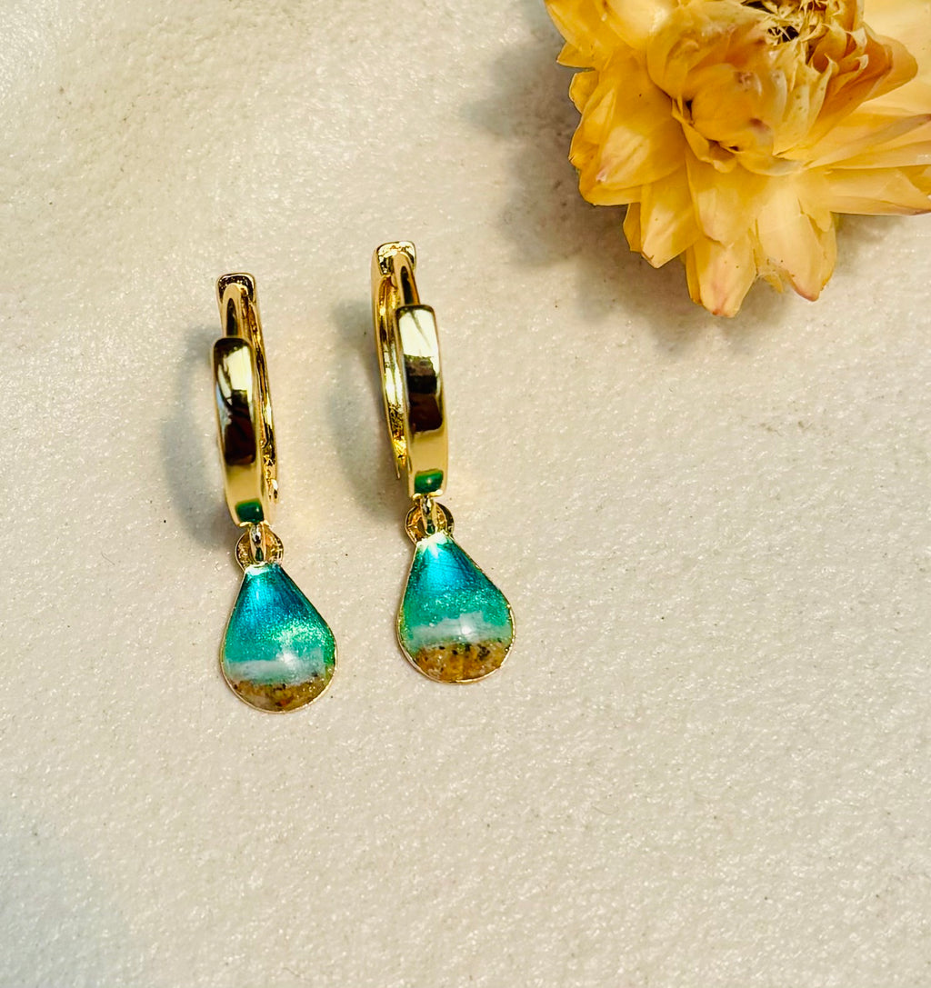 Tidal Embrace Small Huggies