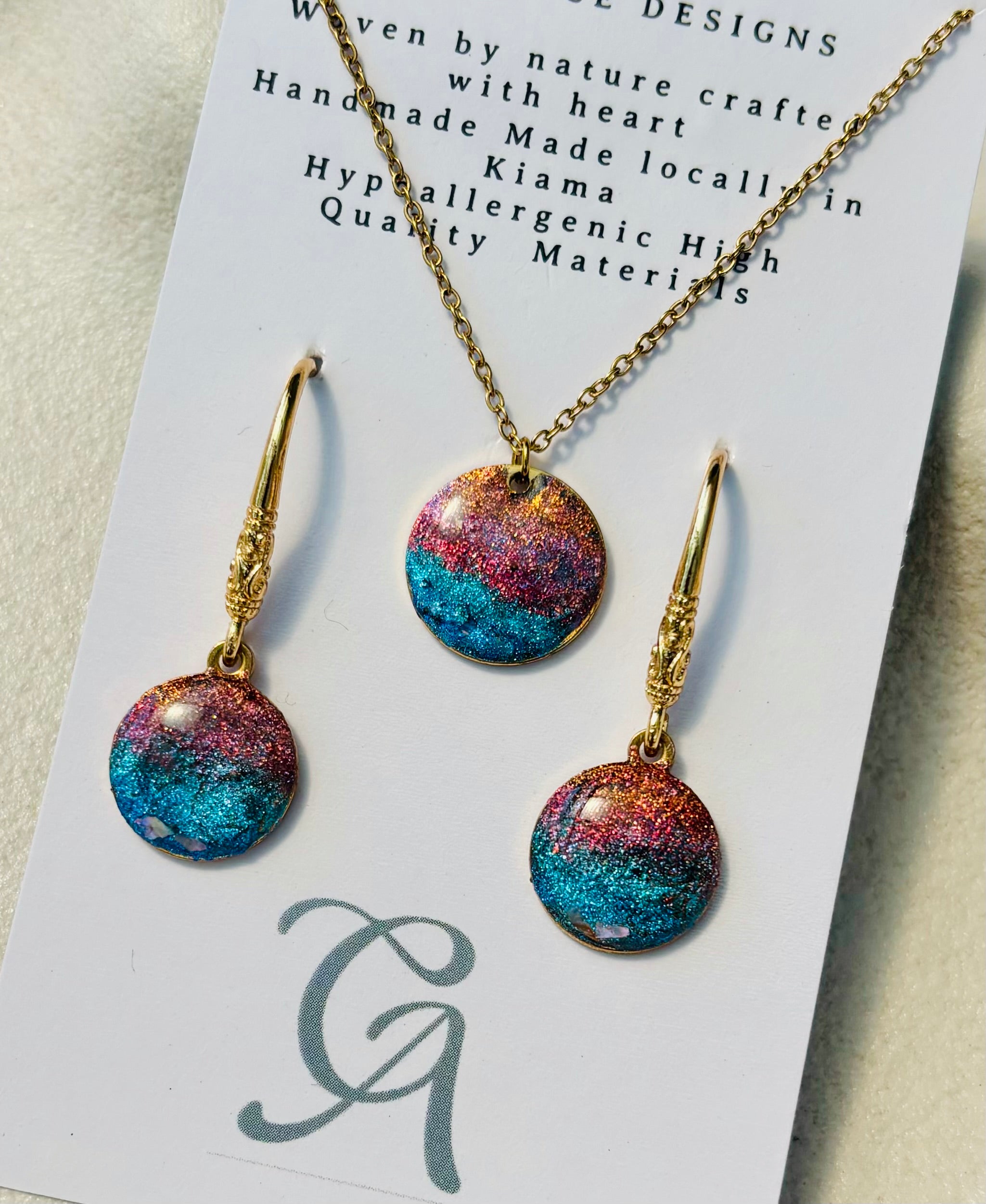 Handmade Sunset Gold Necklace & Earrings Set – 24K Gold Plated Stainless Steel with Real Shell Flake