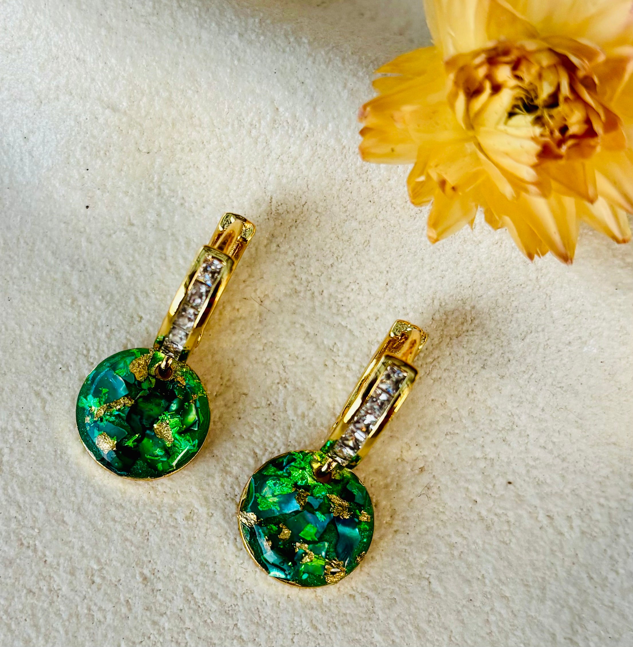 Ocean Aurora Huggies