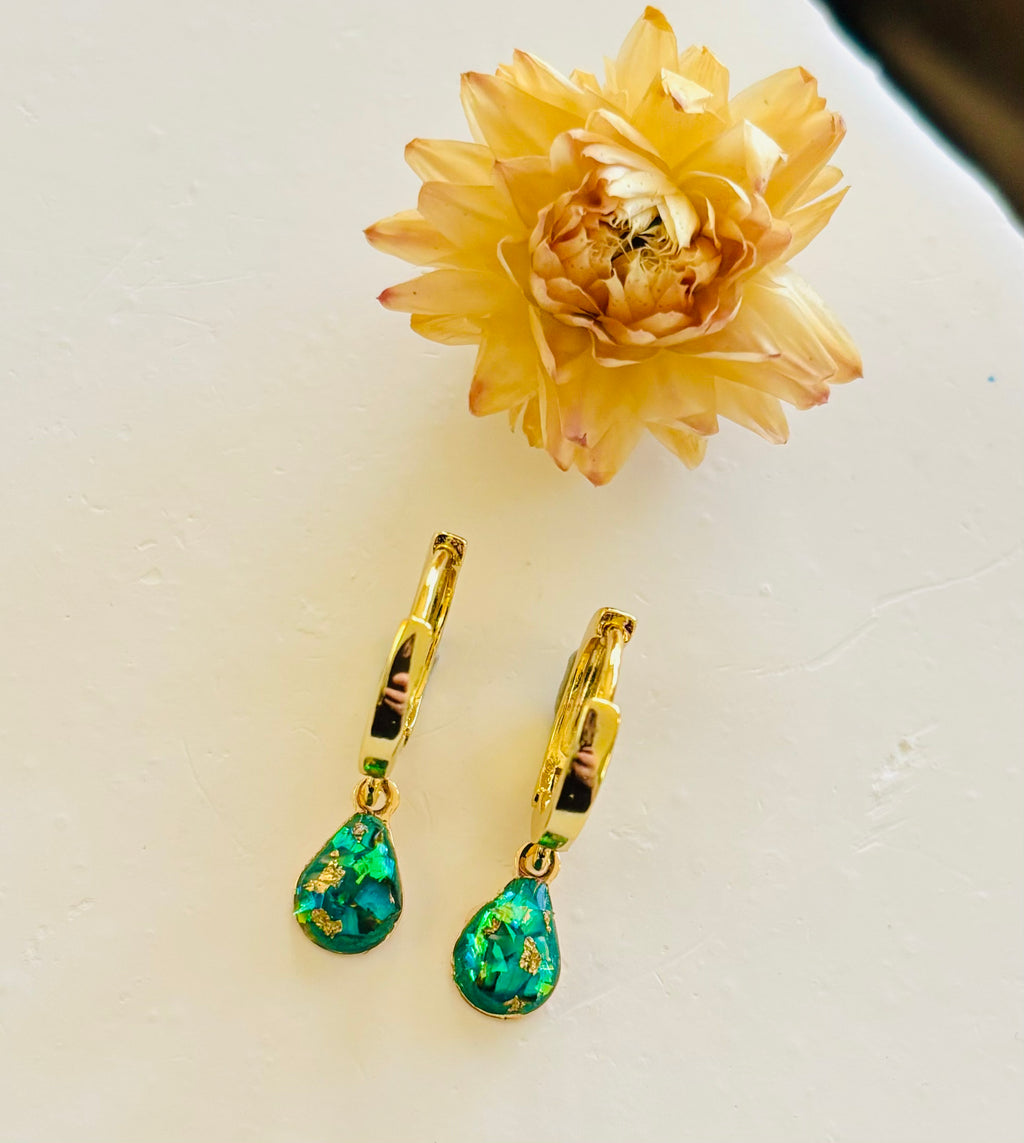 Ocean Aurora Small Teardrop Huggies