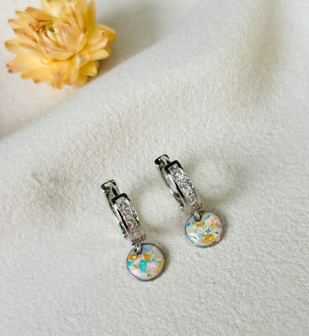 Oceana Pearl Huggies