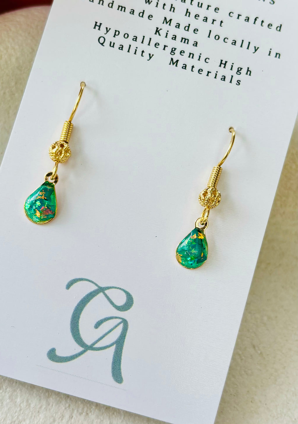 Ocean Aurora Teardrop Hooks