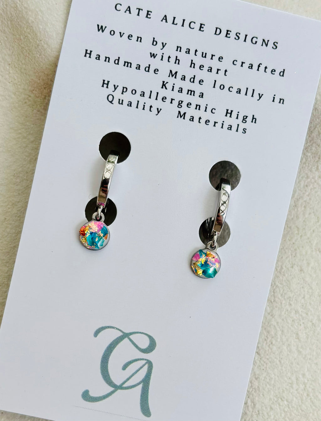 Rainbow Reef Round Huggie