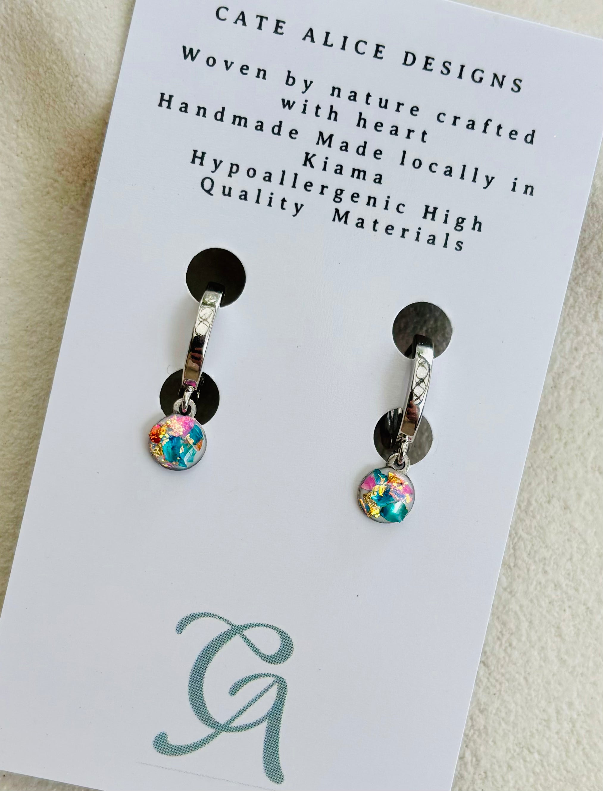 Rainbow Reef Round Huggie